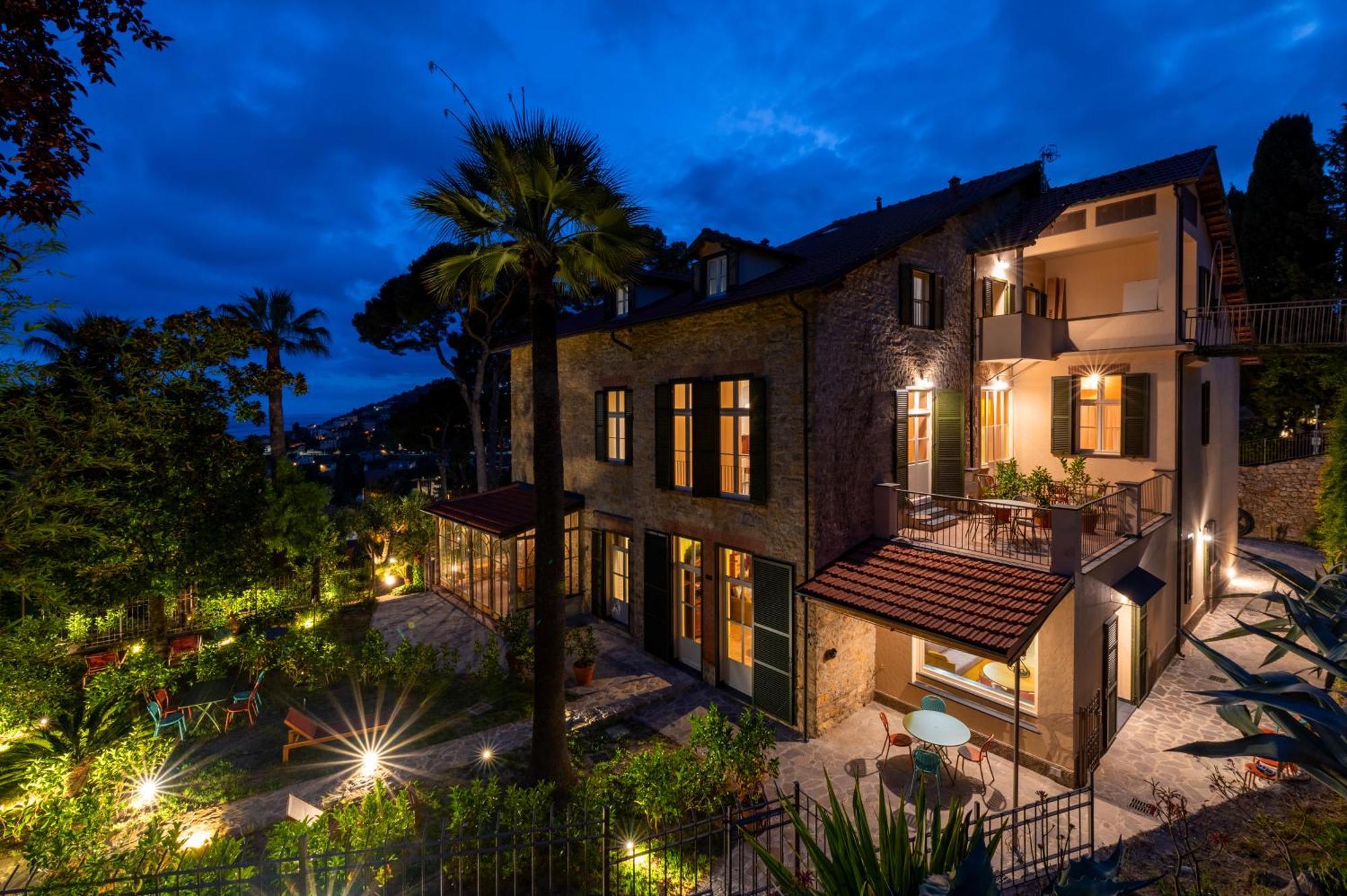 Villa Rappis インペリア エクステリア 写真