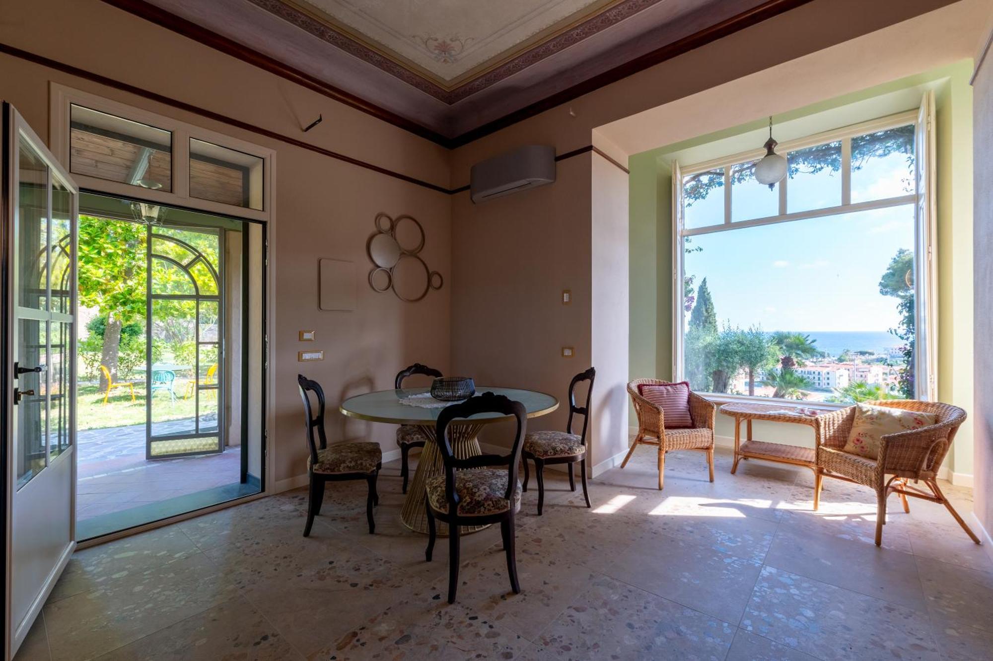 Villa Rappis インペリア エクステリア 写真