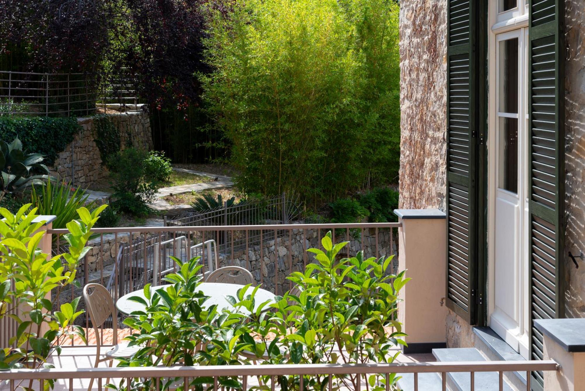 Villa Rappis インペリア エクステリア 写真