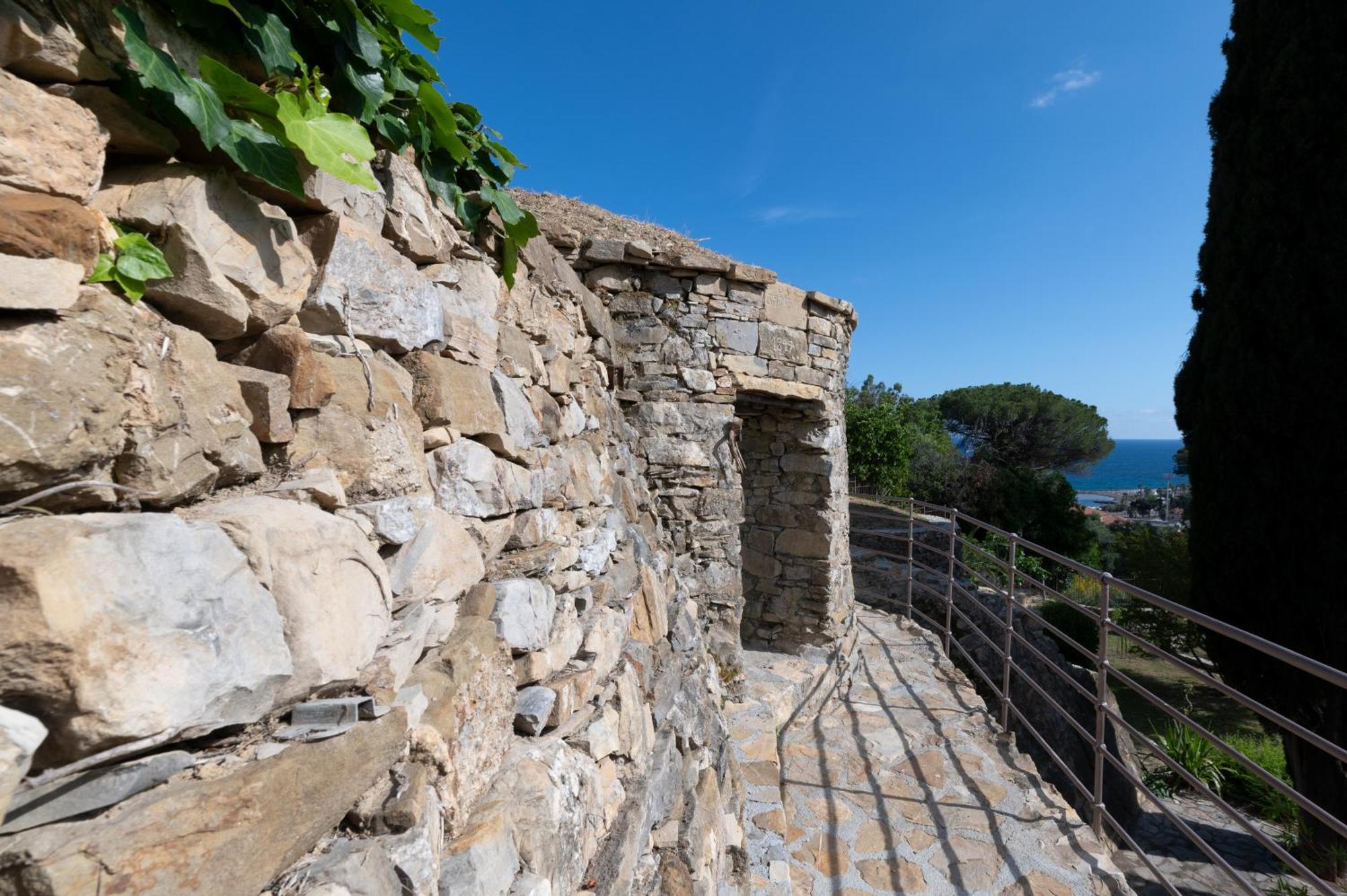 Villa Rappis インペリア エクステリア 写真